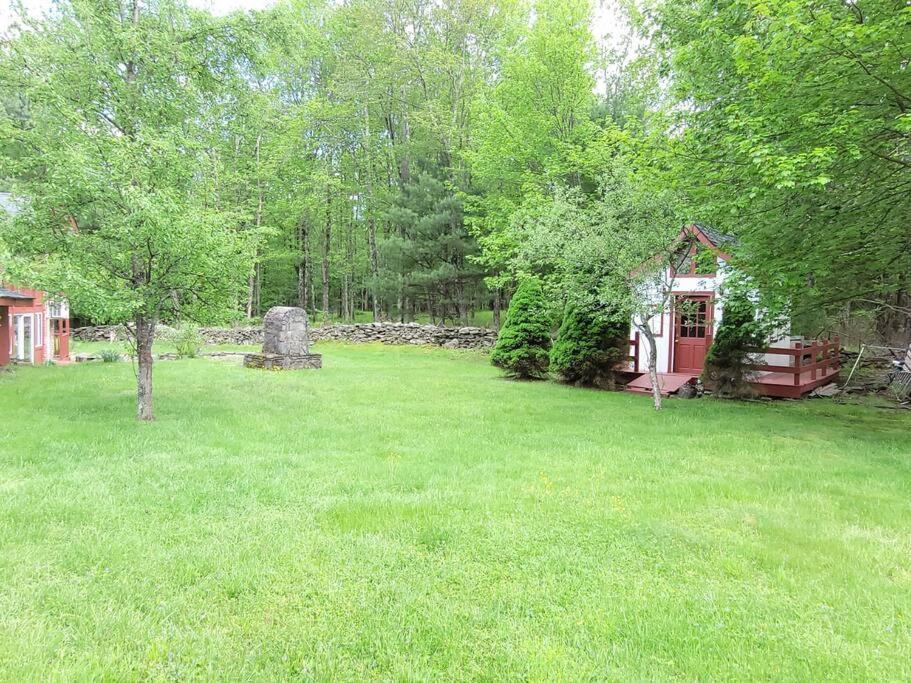 Sunset Estate In The Catskills Monticello Exterior photo